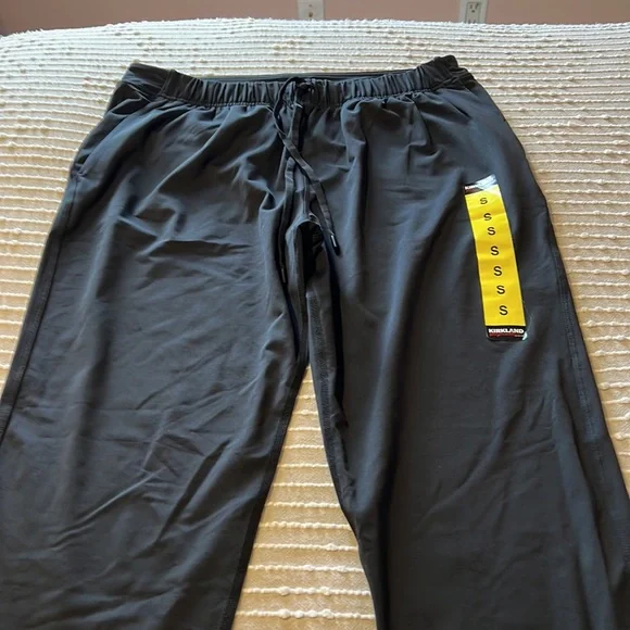 Athletic Men pants - Picture 2 of 4